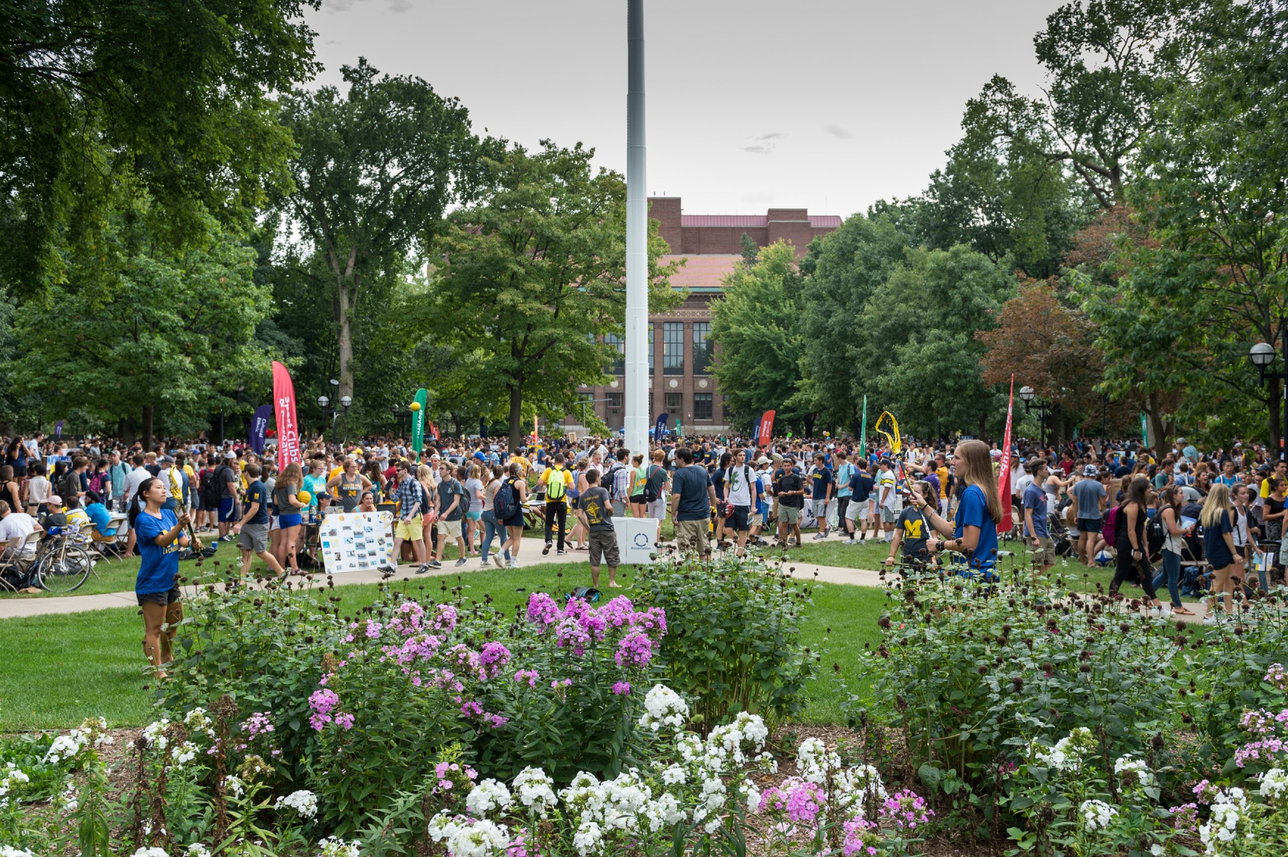 students gathered on the diag for festifall event.